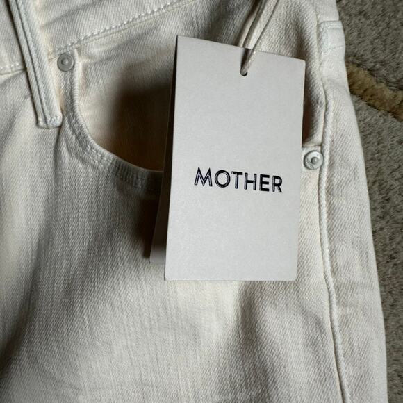 MOTHER The Weekender Flare Jeans Eggnog Cream White Size 33 NWT - Picture 3 of 9